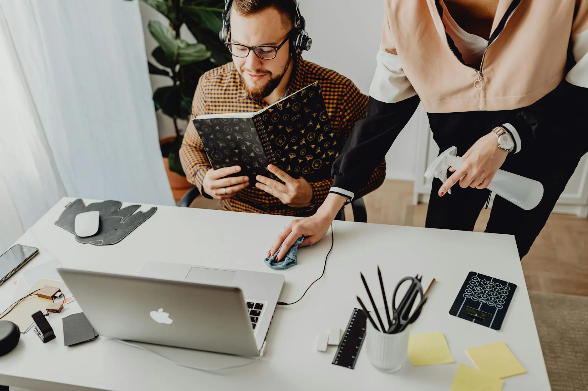 Professionelle Büroreinigung – sauberer Arbeitsplatz in Berlin